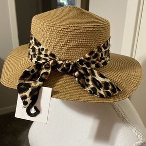 NWT Styline Leopard Banded Straw Boater Hat!